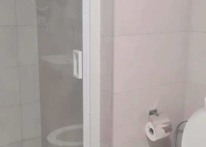 V Kopci 3*